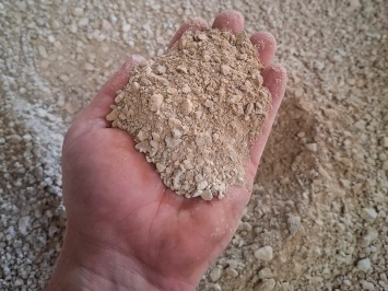 Sable stabilisé beige pour terrain pétanque 0/6.3 mm