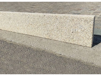 Bordure Granit Jaune L:100cm x H:20cm x Ep. 6cm