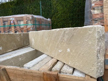 Bordure Grès Kandla Jaune blanc L:100cm x H:20cm x Ep. 5/7cm