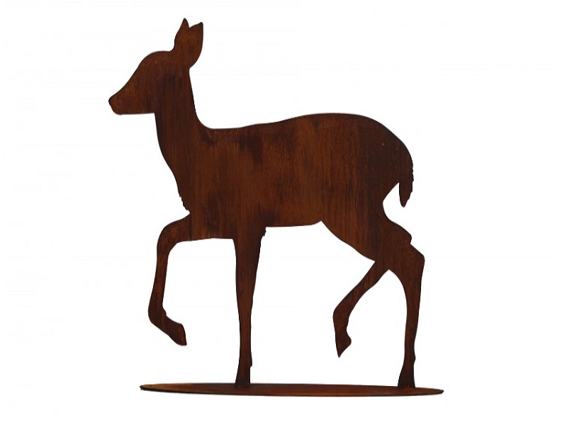 Biche en métal rouillé